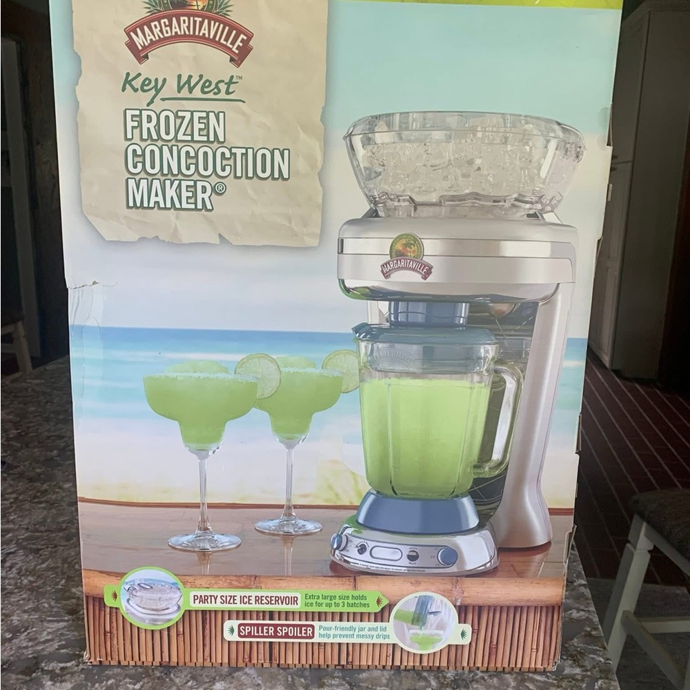 Margaritaville Key West Frozen Concoction Maker - Silver and Green
